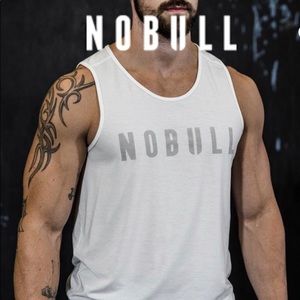 NOBULL tank size men’s small fits a women medium